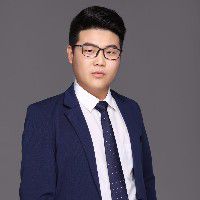 李连龙